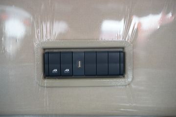 �й����� �ǵ¿�SITRAK G5�ؿ� 240���� 4X2 9.6����ʽ�ػ���(ZZ5186XXYN711GE1)ͼƬ