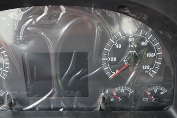 �й����� �ǵ¿�SITRAK G5�ؿ� 240���� 4X2 9.6����ʽ�ػ���(ZZ5186XXYN711GE1)ͼƬ