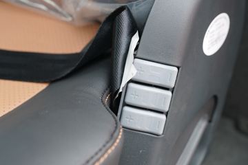 �й����� �ǵ¿�SITRAK G5�ؿ� 240���� 4X2 9.6����ʽ�ػ���(ZZ5186XXYN711GE1)ͼƬ