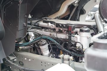 �й����� �ǵ¿�SITRAK G5�ؿ� 240���� 4X2 9.6����ʽ�ػ���ͼƬ