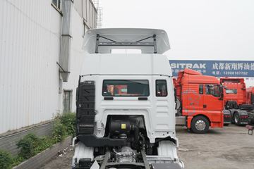 �й����� �ǵ¿�SITRAK G5�ؿ� 240���� 4X2 9.6����ʽ�ػ���ͼƬ