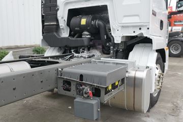 �й����� �ǵ¿�SITRAK G5�ؿ� 240���� 4X2 9.6����ʽ�ػ���ͼƬ