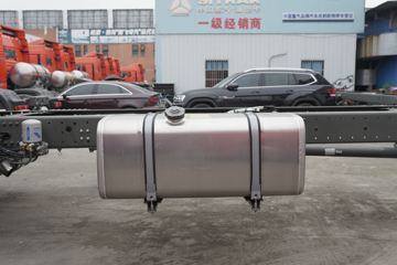 �й����� �ǵ¿�SITRAK G5�ؿ� 240���� 4X2 9.6����ʽ�ػ���ͼƬ