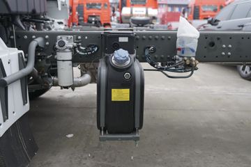 �й����� �ǵ¿�SITRAK G5�ؿ� 240���� 4X2 9.6����ʽ�ػ���ͼƬ