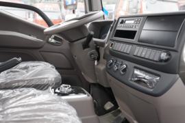 智蓝轻卡&nbsp;电动载货车内饰图片