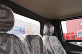 智蓝轻卡&nbsp;电动载货车内饰图片