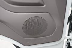 福田 奥铃智蓝 4.5T 4.18米单排纯电动栏板轻卡(BJ1045EVJA9)