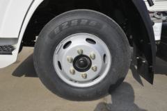 陕汽轻卡 德龙K3000 轻载版 标配型 110马力 4.18米单排栏板轻卡(YTQ1040JG331)