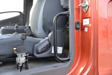 ��� ��VH 160���� 4X2 4.5����ж��ͼƬ