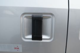 小河马&nbsp;电动封闭厢货外观图片