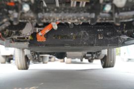 小河马&nbsp;电动封闭厢货底盘图片