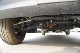 小河马&nbsp;电动封闭厢货底盘图片