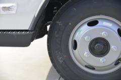 福田 奥铃新捷运 青春版 130马力 3.83米排半栏板轻卡(标准轮距)(BJ1048V9JBA-A1)