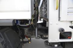 福田 奥铃新捷运 青春版 130马力 3.83米排半栏板轻卡(标准轮距)(BJ1048V9JBA-A1)