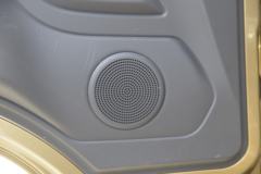 福田 奥铃大黄蜂 220马力 6.8米排半栏板载货车(BJ1186VKPFK-A1)