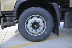 福田 奥铃大黄蜂 220马力 6.8米排半栏板载货车(BJ1186VKPFK-A1)