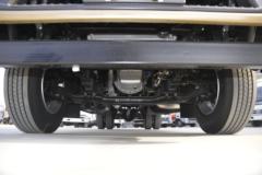 福田 奥铃大黄蜂 220马力 6.8米排半栏板载货车(BJ1186VKPFK-A1)