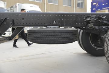 ���� �����Ʒ� 220���� 6.8���Ű��դʽ�ػ���(����)(BJ5188CCYKPFK-AD1)ͼƬ