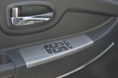 唐骏欧铃 V5 1.6L 105马力 CNG 4.005米单排厢式微卡(国六)(ZB5035XXYVDD2L)