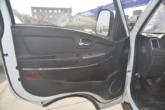 唐骏欧铃 V5 1.6L 105马力 CNG 4.005米单排厢式微卡(国六)(ZB5035XXYVDD2L)