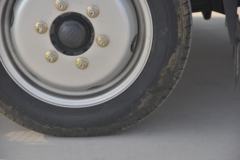 唐骏欧铃 V5 1.6L 105马力 CNG 4.005米单排厢式微卡(国六)(ZB5035XXYVDD2L)