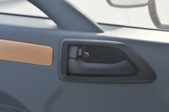 唐骏欧铃 金利卡II 129马力 3.8米排半栏板轻卡(国六)(ZB1030KDD2L)