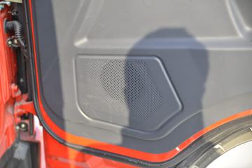 ��� ��VN 130���� 4.16�׵�����ʽ�Ῠ(CA5040XXYP40K56L2E5A84)ͼƬ