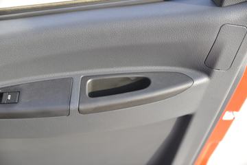 ��� ��VN 130���� 4.16�׵�����ʽ�Ῠ(CA5040XXYP40K56L2E5A84)ͼƬ