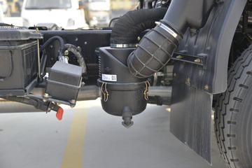 ��� ��VN 130���� 4.16�׵�����ʽ�Ῠ(CA5040XXYP40K56L2E5A84)ͼƬ