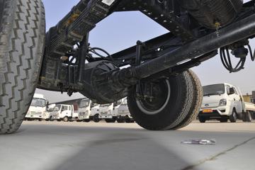 ��� ��VN 130���� 4.16�׵�����ʽ�Ῠ(CA5040XXYP40K56L2E5A84)ͼƬ