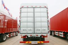 一汽解放 J6L中卡 精英版 240马力 4X2 6.75米仓栅式载货车(国六)(CA5180CCYP62K1L4E6)