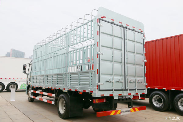 һ�����J6L�ػ��������Ż�6ǧԪ����Ƚ����У����������ȵ���