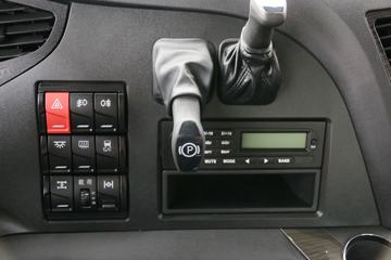 һ����� ��J6P�ؿ� ��ֵ�� 420���� 6X4ǣ����(CA4250P66K24T1E5)ͼƬ