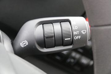 һ����� ��J6P�ؿ� ��ֵ�� 420���� 6X4ǣ����(CA4250P66K24T1E5)ͼƬ