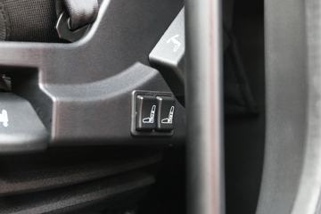 һ����� ��J6P�ؿ� ��ֵ�� 420���� 6X4ǣ����(CA4250P66K24T1E5)ͼƬ