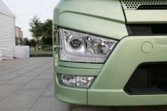 一汽解放 J7重卡 460马力 8X4 9.4米AMT自动挡厢式载货车(CA5310XXYP77K24T4E6) 一汽解放 J7重卡 460马力 8X4 9.4米AMT自动挡厢式载货车(CA5310XXYP77K24T4E6)