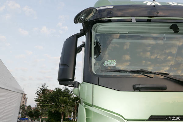 解放J7载货车限时促销中 优惠0.98万