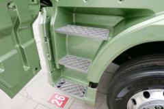 一汽解放 J7重卡 460马力 8X4 9.4米AMT自动挡厢式载货车(CA5310XXYP77K24T4E6) 一汽解放 J7重卡 460马力 8X4 9.4米AMT自动挡厢式载货车(CA5310XXYP77K24T4E6)