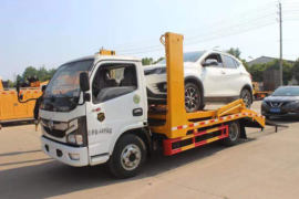 东风多利卡底盘&nbsp;中置轴车辆运输车外观图片