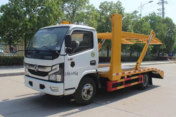 东风 多利卡D6 130马力 4X2 车辆运输车(润知星牌)(SCS5040TCLEQ6)