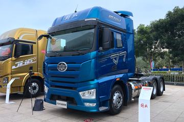 一汽解放 J7重卡 470马力 6X4 LNG AMT自动挡牵引车(国六)(CA4250P77M25T1E6)