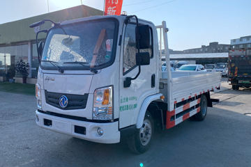 东风华神 T1 4.5T 4.15米单排纯电动栏板轻卡80.6kWh