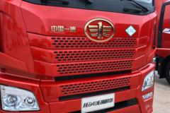 青岛解放 JH6重卡 领航版 470马力 6X4 LNG AMT自动档牵引车(国六)(CA4250P25K2T1NE6A80)