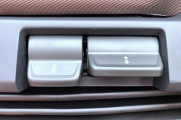 �ൺ��� JH6�ؿ� �캽�� 470���� 6X4 LNG AMT�Զ���ǣ����(����)(CA4250P25K2T1NE6A80)ͼƬ