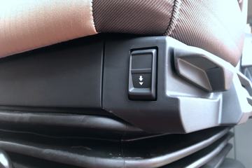 �ൺ��� JH6�ؿ� �캽�� 470���� 6X4 LNG AMT�Զ���ǣ����(����)(CA4250P25K2T1NE6A80)ͼƬ