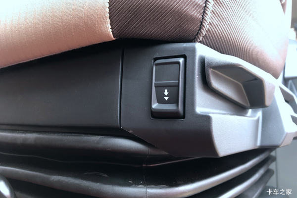 解放JH6牵引车泉州市火热促销中 让利高达2.3万