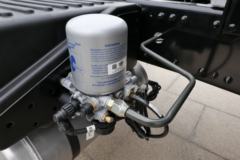 青岛解放 JH6重卡 领航版 470马力 6X4 LNG AMT自动档牵引车(国六)(CA4250P25K2T1NE6A80)