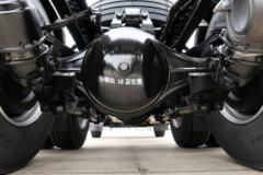 青岛解放 JH6重卡 领航版 470马力 6X4 LNG AMT自动档牵引车(国六)(CA4250P25K2T1NE6A80)