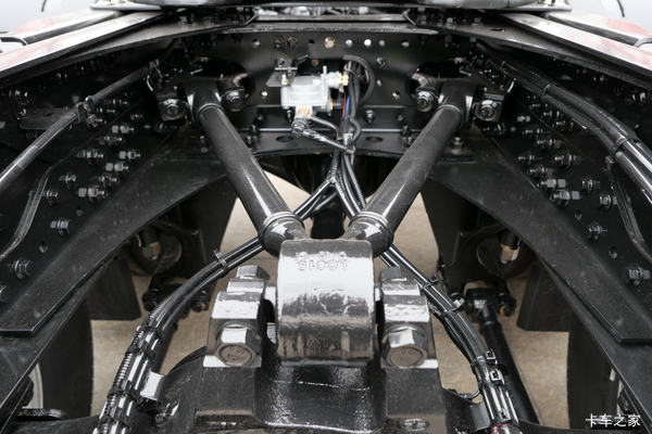 解放JH6牵引车泉州市火热促销中 让利高达2.3万