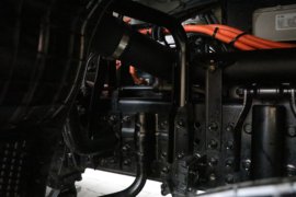 杰虎&nbsp;电动载货车底盘图片